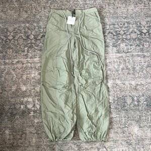 Mimosa Parachute Green Pants